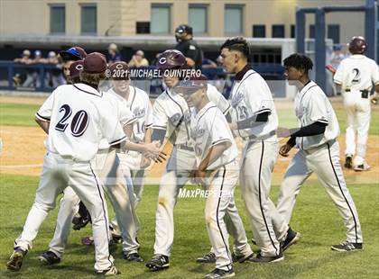 Thumbnail 2 in Calallen vs. Navarro (UIL 4A Regional Semifinal) photogallery.