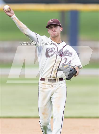 Thumbnail 2 in Calallen vs. Navarro (UIL 4A Regional Semifinal) photogallery.