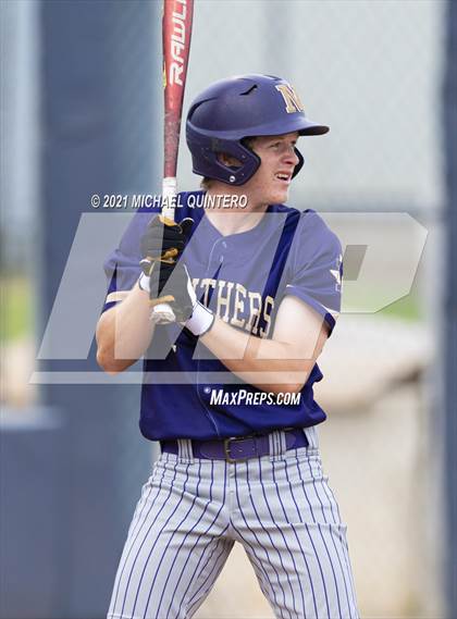 Thumbnail 3 in Calallen vs. Navarro (UIL 4A Regional Semifinal) photogallery.