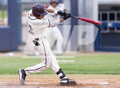 Thumbnail 2 in Calallen vs. Navarro (UIL 4A Regional Semifinal) photogallery.