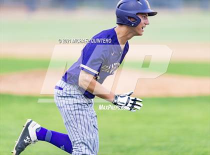 Thumbnail 3 in Calallen vs. Navarro (UIL 4A Regional Semifinal) photogallery.