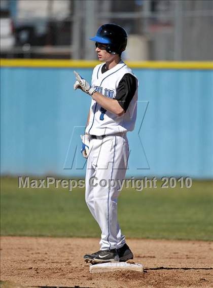 Thumbnail 2 in Leigh @ Rocklin photogallery.