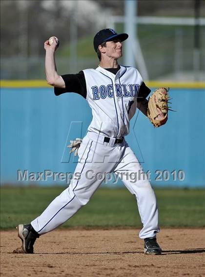 Thumbnail 2 in Leigh @ Rocklin photogallery.
