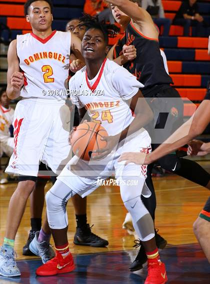Thumbnail 2 in Poly vs. Dominguez (Tarkanian Classic) photogallery.