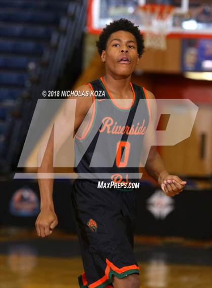 Thumbnail 2 in Poly vs. Dominguez (Tarkanian Classic) photogallery.