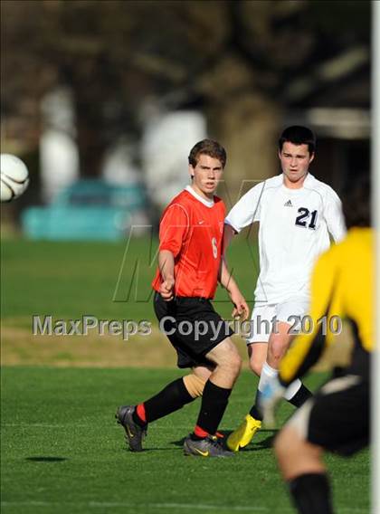 Thumbnail 3 in Decatur vs. Huntsville photogallery.