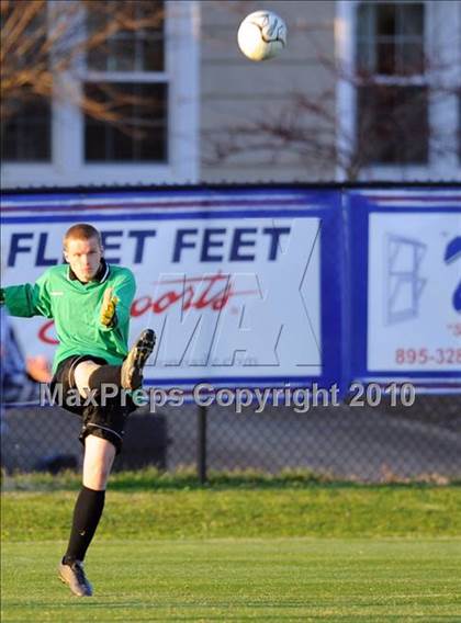 Thumbnail 3 in Decatur vs. Huntsville photogallery.