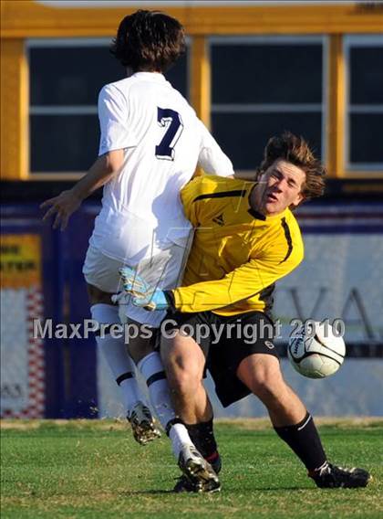 Thumbnail 2 in Decatur vs. Huntsville photogallery.