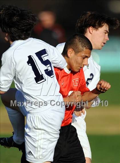 Thumbnail 3 in Decatur vs. Huntsville photogallery.