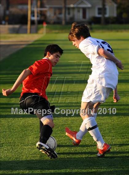 Thumbnail 1 in Decatur vs. Huntsville photogallery.