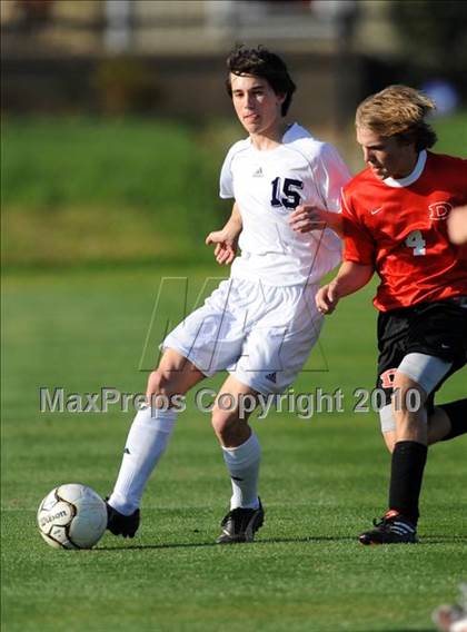 Thumbnail 2 in Decatur vs. Huntsville photogallery.