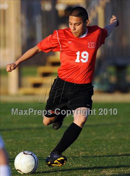 Thumbnail 3 in Decatur vs. Huntsville photogallery.