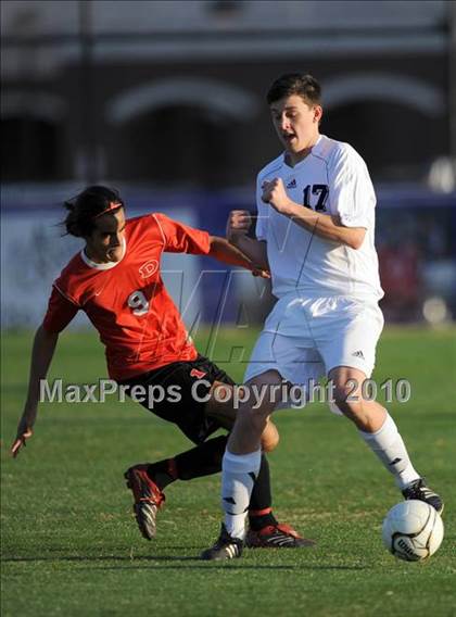 Thumbnail 3 in Decatur vs. Huntsville photogallery.