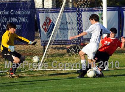 Thumbnail 1 in Decatur vs. Huntsville photogallery.