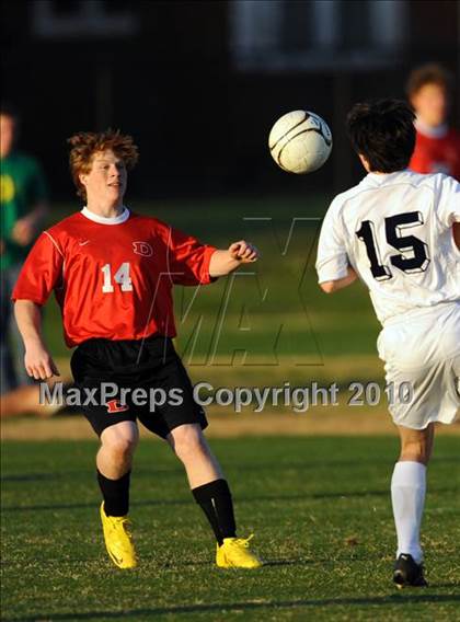 Thumbnail 2 in Decatur vs. Huntsville photogallery.