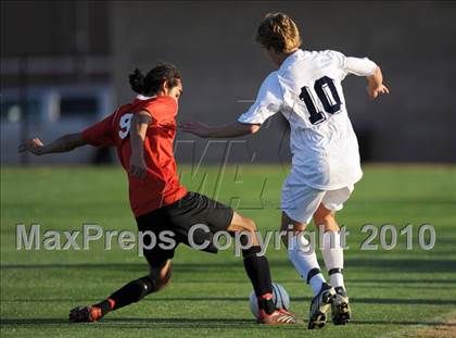 Thumbnail 1 in Decatur vs. Huntsville photogallery.