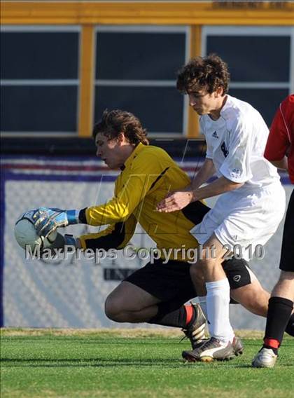 Thumbnail 2 in Decatur vs. Huntsville photogallery.