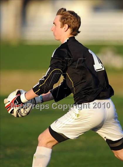 Thumbnail 1 in Decatur vs. Huntsville photogallery.