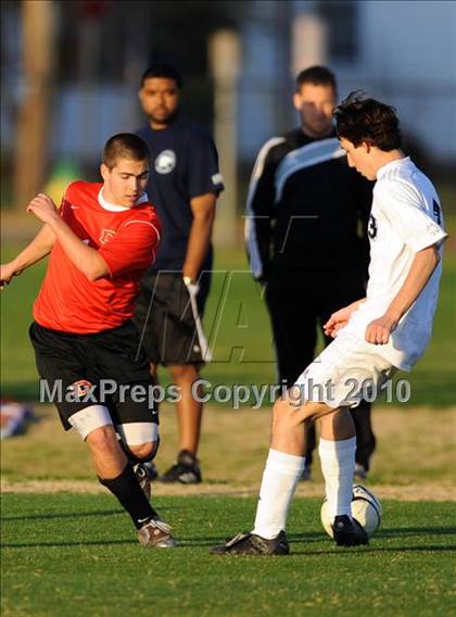 Thumbnail 2 in Decatur vs. Huntsville photogallery.