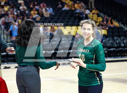 Thumbnail 2 in Battlefield vs. Langley (VHSL Class 6 State Final) photogallery.