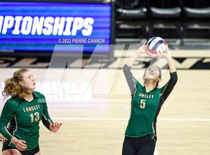 Thumbnail 1 in Battlefield vs. Langley (VHSL Class 6 State Final) photogallery.