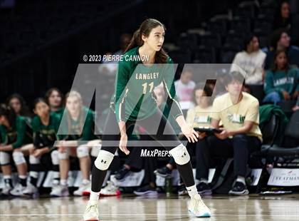 Thumbnail 3 in Battlefield vs. Langley (VHSL Class 6 State Final) photogallery.