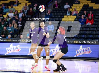Thumbnail 3 in Battlefield vs. Langley (VHSL Class 6 State Final) photogallery.