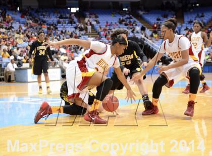 Thumbnail 1 in Hickory vs. Chapel Hill (NCHSAA 3A Final) photogallery.