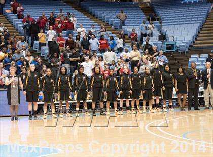 Thumbnail 2 in Hickory vs. Chapel Hill (NCHSAA 3A Final) photogallery.