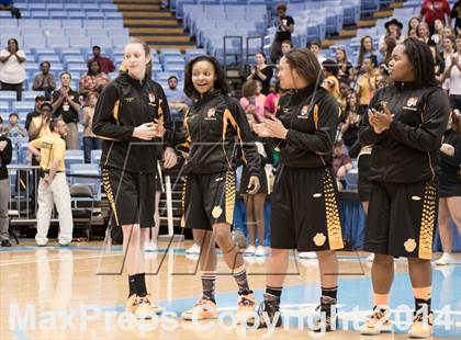 Thumbnail 3 in Hickory vs. Chapel Hill (NCHSAA 3A Final) photogallery.