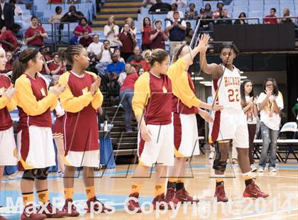 Thumbnail 3 in Hickory vs. Chapel Hill (NCHSAA 3A Final) photogallery.