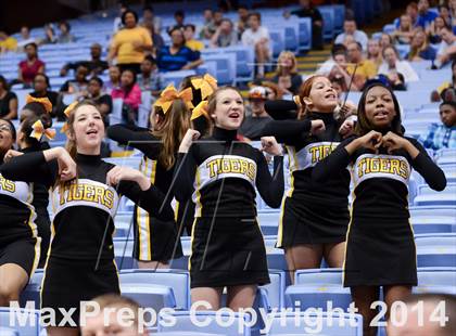 Thumbnail 3 in Hickory vs. Chapel Hill (NCHSAA 3A Final) photogallery.