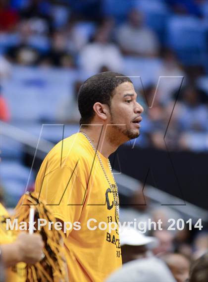Thumbnail 3 in Hickory vs. Chapel Hill (NCHSAA 3A Final) photogallery.