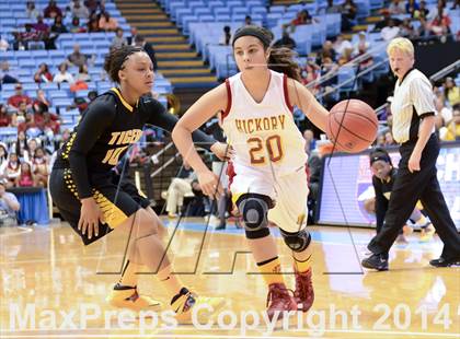 Thumbnail 3 in Hickory vs. Chapel Hill (NCHSAA 3A Final) photogallery.