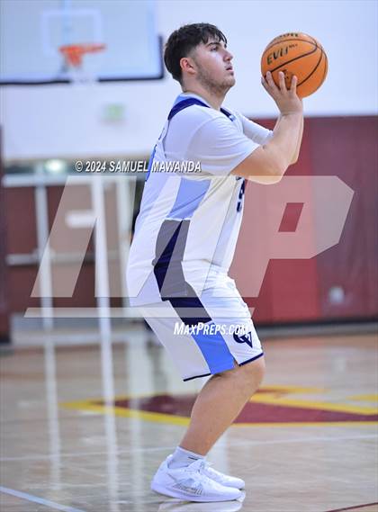 Thumbnail 1 in Westlake vs Crescenta Valley (Annual Bob Hawking Simi Valley Tip-Off Classic) photogallery.