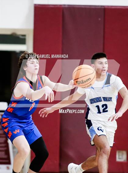 Thumbnail 2 in Westlake vs Crescenta Valley (Annual Bob Hawking Simi Valley Tip-Off Classic) photogallery.