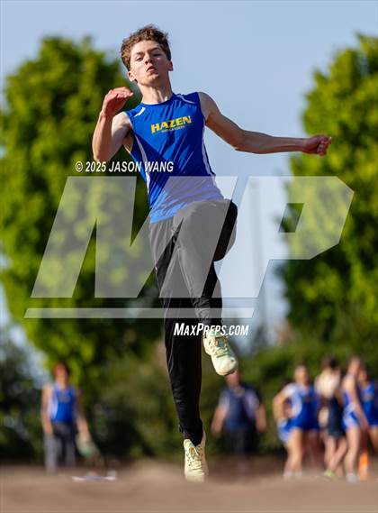 Thumbnail 2 in Bellevue @ Hazen (Long Jump) photogallery.