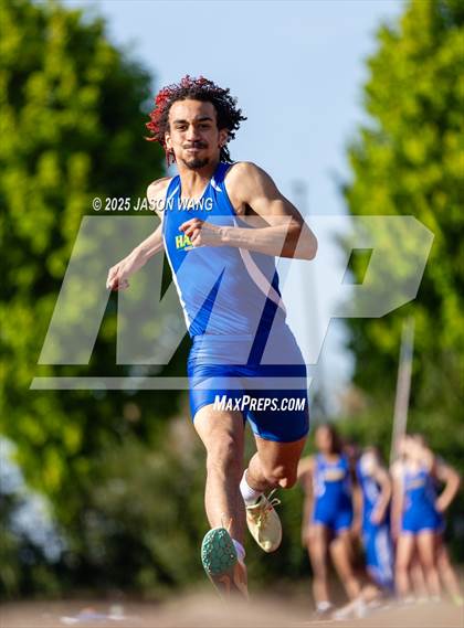 Thumbnail 1 in Bellevue @ Hazen (Long Jump) photogallery.