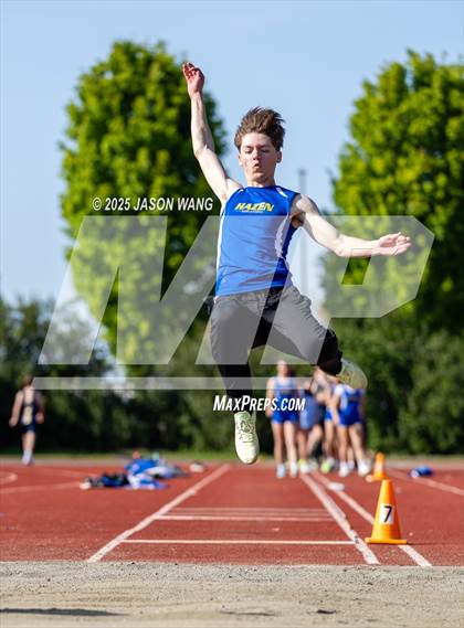Thumbnail 2 in Bellevue @ Hazen (Long Jump) photogallery.