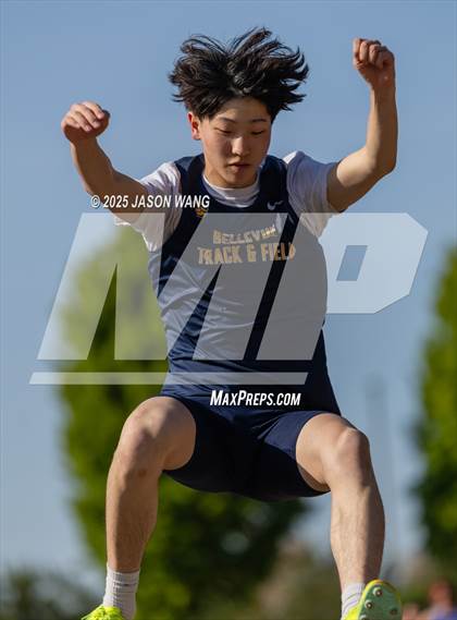 Thumbnail 3 in Bellevue @ Hazen (Long Jump) photogallery.