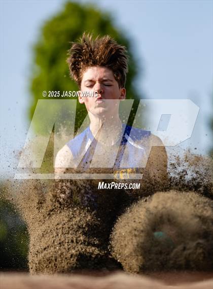 Thumbnail 2 in Bellevue @ Hazen (Long Jump) photogallery.