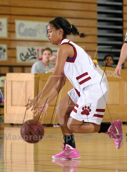 Thumbnail 3 in McClatchy vs. El Camino (Lady Bulldog Winter Classic) photogallery.