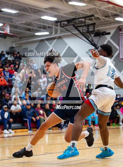 Thumbnail 2 in Albemarle vs L.C. Bird (VHSL Class 5 Semifinal) photogallery.