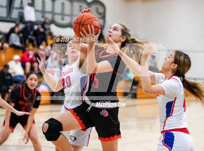 Thumbnail 1 in St. Joseph Notre Dame vs. Clayton Valley Charter (Contra Costa Challenge) photogallery.