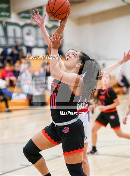 Thumbnail 3 in St. Joseph Notre Dame vs. Clayton Valley Charter (Contra Costa Challenge) photogallery.