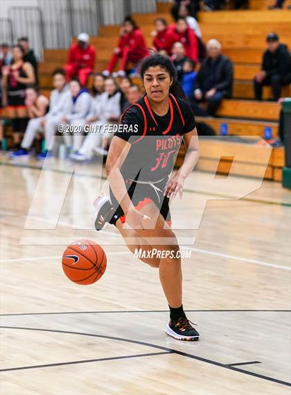 Thumbnail 3 in St. Joseph Notre Dame vs. Clayton Valley Charter (Contra Costa Challenge) photogallery.