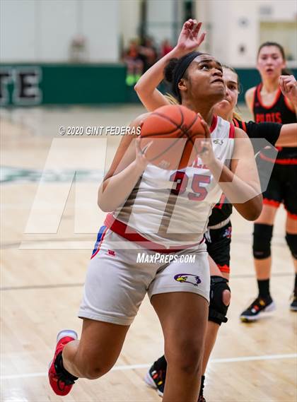 Thumbnail 2 in St. Joseph Notre Dame vs. Clayton Valley Charter (Contra Costa Challenge) photogallery.