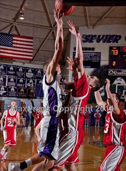Thumbnail 2 in Halls @ Sevier County photogallery.