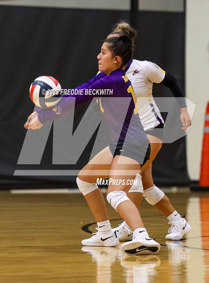 Thumbnail 1 in Anna vs. Sanger (Denison Tournament) photogallery.
