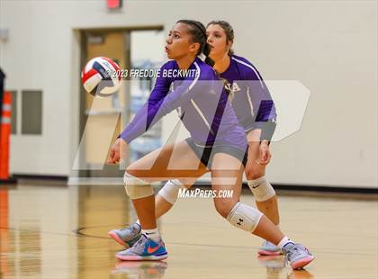 Thumbnail 3 in Anna vs. Sanger (Denison Tournament) photogallery.
